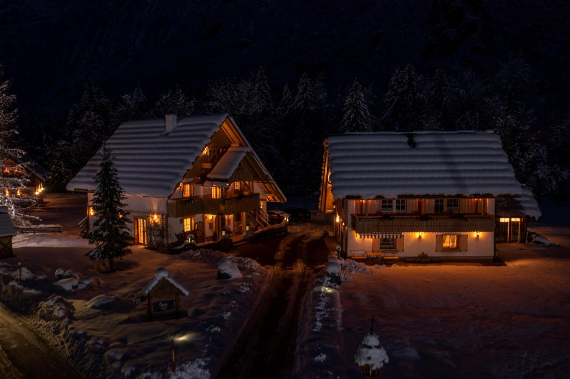 Alpik Chalets - Bohinj Exteriör bild